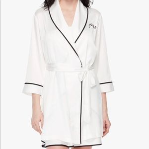 Kate spade “Mrs” robe- size xs/s